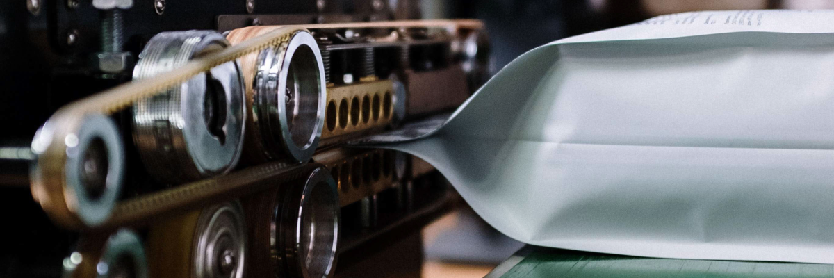 heat sealing coffee packaging
